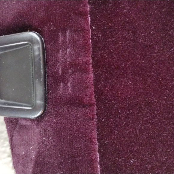 MJ Concepts In Sportswear Vintage Burgundy Velvet Zip Back Straight Midi Skirt - Picture 4 of 13